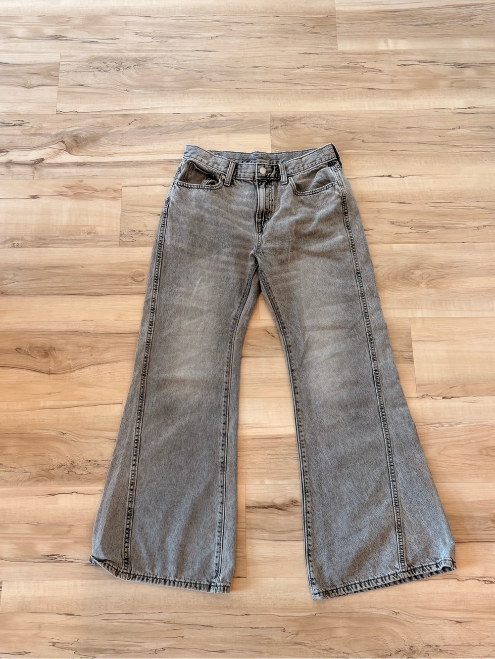 Old Navy Girls Size 16 Grey Acid Wash Baggy Flare Jeans Y2K Wide Leg - Picture 2 of 6